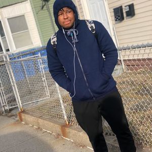 Meet your Posher, Anthony